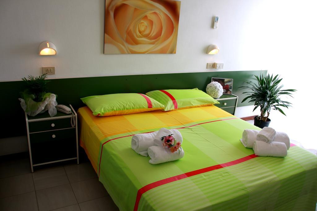 Hotel Astrid Cervia Cameră foto